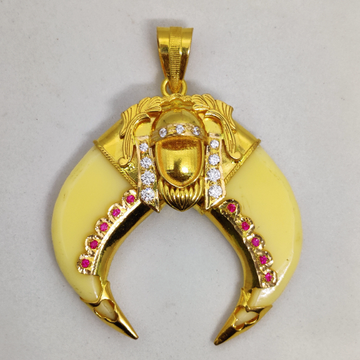 916 gold fancy gent's artificial lion nail pendant