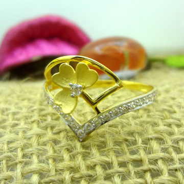 916 gold cz diamond floral pattern ladies ring