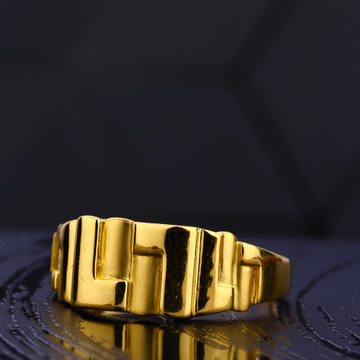 916 Gold Hallmark Designer Gentlemen's Plain Ring...