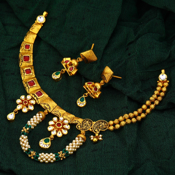 22ct Gold Antique Set by 