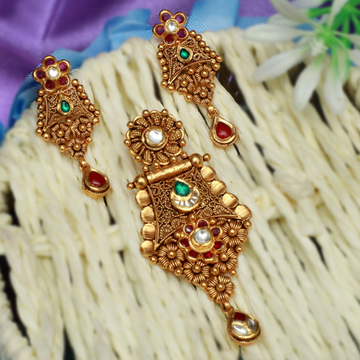 22Kt Gold Traditional Pendant Set PJ-PS010