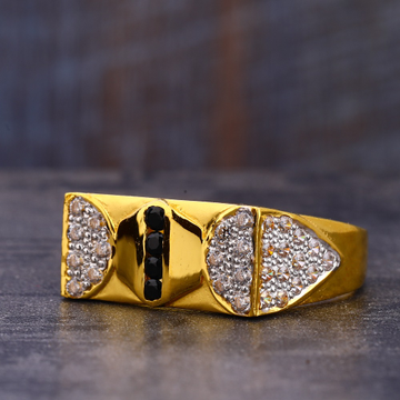 916 Gold Hallmark Designer CZ Men's Ring MR738