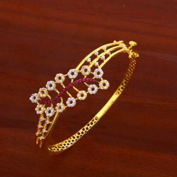 18KT Women's CZ  Stylish Gold Kada Bracelet LKB167