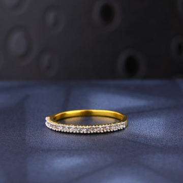 916 Gold CZ Hallmark Stylish Ladies Ring LR951