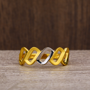916 Plain Gold Hallmark Designer Ring LPR205