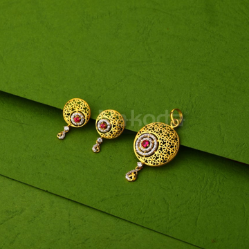 22KT Gold CZ Hallmark Stylish Ladies Pendant Set F...