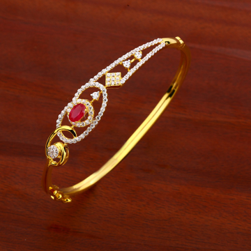 18KT Ladies Gold Gorgeous Kada Bracelet LKB149