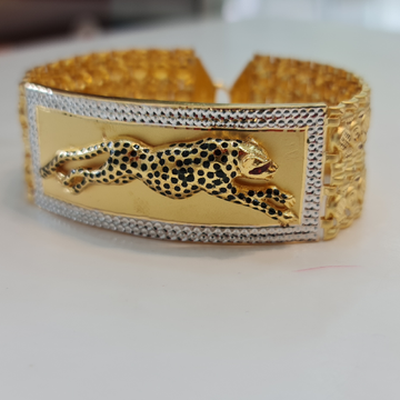 916 hallmark gold jaguar bracelet by Sangam Jewellers