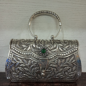 Buy quality 925 pure silver ladies purse with handle in fine nakashii  pO-164-02 in New Delhi