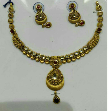 916 Yellow Gold Antique Jadtar Necklace Set