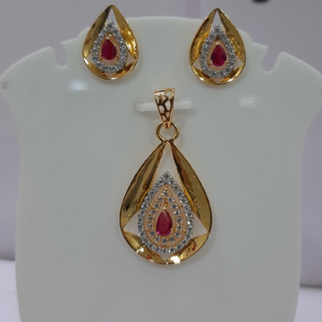 22K(916)Gold Ladies Red Fancy Diamond Pendent Set by Sneh Ornaments