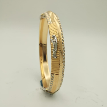 22Kt Yellow Gold Devarth Jaguar Kada For Him