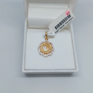 22k Om round pendant by Parshwa Jewellers