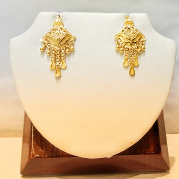 916 Hallmark Beautiful Gold Plated Earrings by Pratima Jewellers