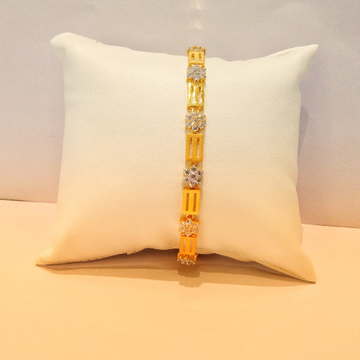 916 Hallmark Fancy Diamond Ladies Lucky by Pratima Jewellers