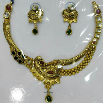 22K / 916 Antique Gold Bridal Jadtar Necklace Set