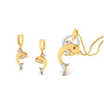 22k gold cz fish pendant set by 