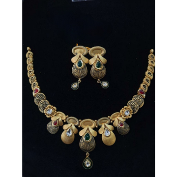 22 kt gold antique jadtar necklace set by Aaj Gold Palace