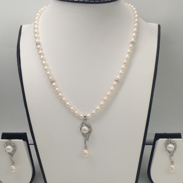 White cz and pearls pendent set with oval pearls mala jps0046