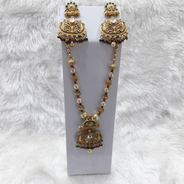 Antique necklace Sat by 