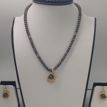 White CZ And Black Pearls Pendent Set With Black Flat Pearls Mala JPS0160