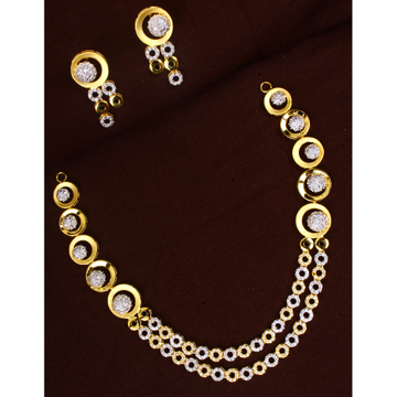 18k Gold Modern Necklace Set  by 