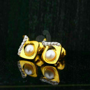 18ct Pearl Moti Fancy Tops