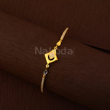 750 Gold Ladies Delicate Kada Bracelet LKB188