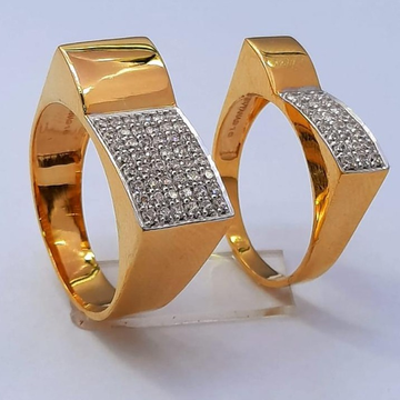 18KT Hallmark Trendy Design Gold Couple Ring  by Panna Jewellers