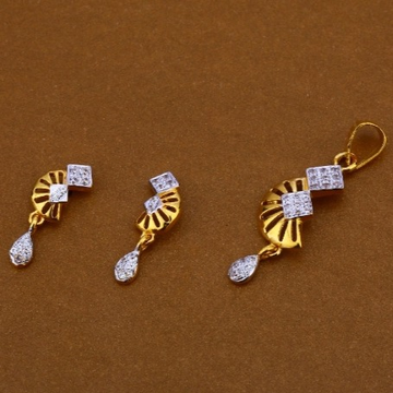 22 carat gold designer ladies pendants RH-PS704