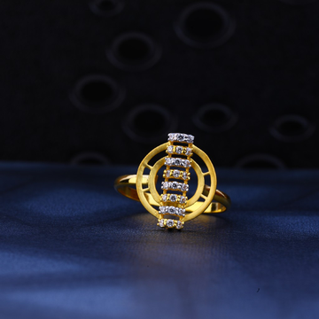22kt Gold Luxurious Ring LR43