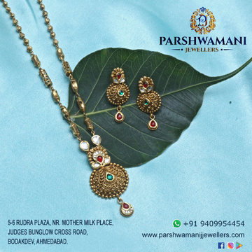 22Kt Gold White green & Red Kundan light oxidised...