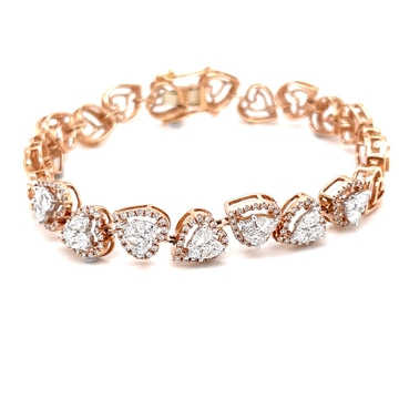 Mirum Heart Shaped Tennis Bracelet for Valentines in Diamonds