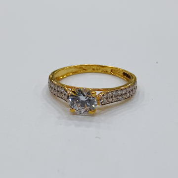 916 GOLD LADIES RING by 