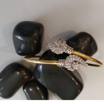 22KT Gold Classic Design Bracelet  by 