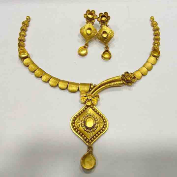 Gold Temple necklace Set by 