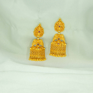 Box shape gold jhumka earrings