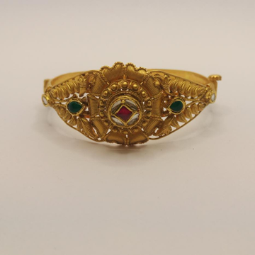 916 Gold Antique Jadtar Bracelet by 