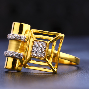 22CT Gold CZ  Gorgeous Ladies Ring LR690