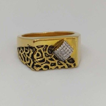 18 Kt Gold Gents Branded Ring by 