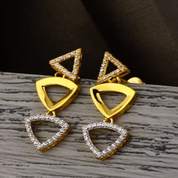 22KT Gold Ladies Gorgeous Jummar Earrings LJE527
