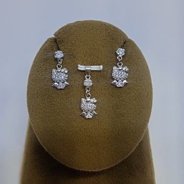 925 Silver Attractive Pendant Set by Ghunghru Jewellers