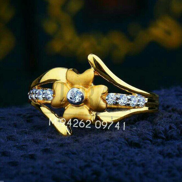 Gold Designer Fancy Ladies Ring LRG -0380