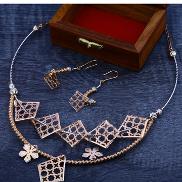 750  rose gold exclusive women's hallmark  necklac...