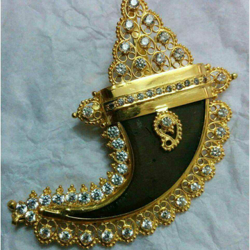 22KT Gold Fancy Artificial Vagh Nakh Pendant