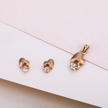 18CT Gold Heart shape Diamond Pendant Set RPS01