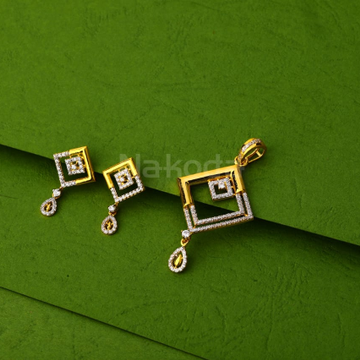 22KT Gold CZ Ladies Pendant Set FPS428