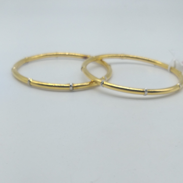 916 Plain gold bangles by 