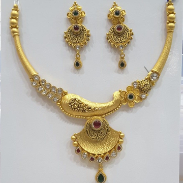 916 gold mango shape with flower design necklace s... by Panna Jewellers
