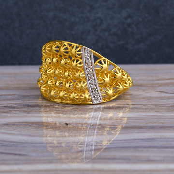 916 Gold Ladies Designer Long  Ring LLR256
